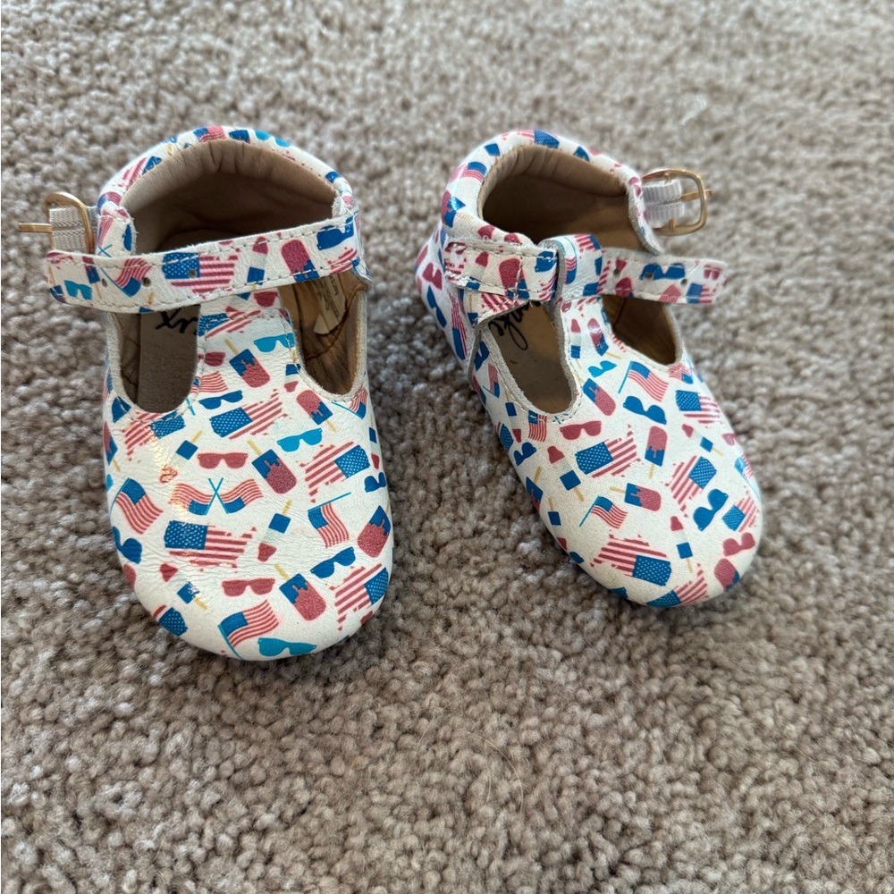 Girls Monkeyfeet USA Flag Print Shoes size 12/18 months
